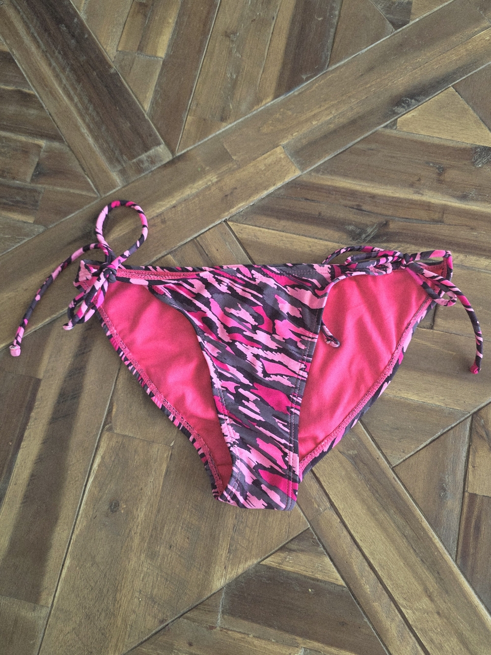 OP Pink and Black Camo Tie-Side Bikini Bottoms, Medium 7/9 Juniors